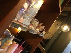 -星巴克(西藏路店)