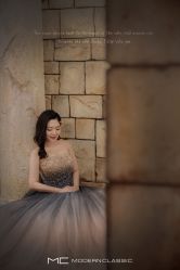-现代经典婚纱摄影