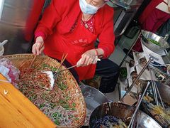 -半月镰胡姐脆皮萝卜饺子