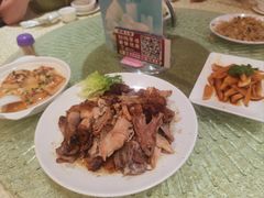 -鹏城人家海鲜酒家·23年老字号(较场尾店)