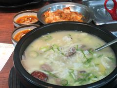 牛肉雪浓汤-神仙雪浓汤(明洞店)