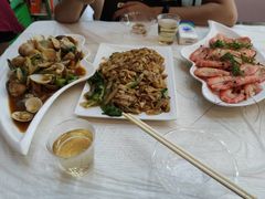 -覃记海鲜美食餐厅