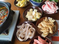 -包整·丝娃娃(一览甲秀楼风景店)