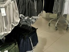 -H&M(来又来时尚购物广场店)