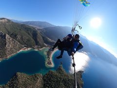 -费特希耶滑翔伞