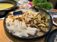 -一朵菌·野生菌探索家火锅(南亚店)