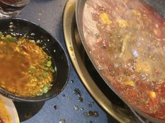 -沸炉重庆老火锅(军事博物馆店)