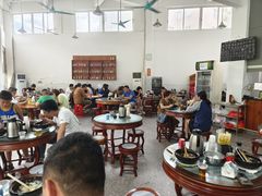 -容里煲仔饭(利丰北路店)