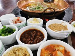 -朝伟清真铜瓢牛肉馆(三十年老·店)