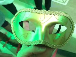 -北京七彩云南翡翠珠宝旗舰店(月坛店)