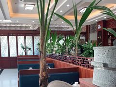 -墨脱石锅椰子鸡•香草鸭•东山羊(大东海店)