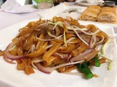 干炒牛河-广州酒家(昌岗地铁站店)