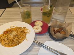 -必胜客(绿地新都会店)