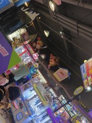 -卡通尼乐园(上海安亭店)