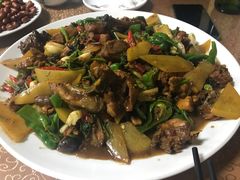-鲁南仔·滕州炒鸡(经三路店)