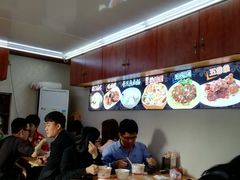 大堂-老闽味沙茶面·姜母鸭(传承35年曾厝垵店)