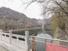 -何适山庄(水长城P2停车场店)