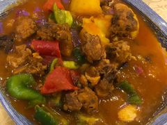 特色的大盘鸡-维吾尔餐厅(宜山路店)