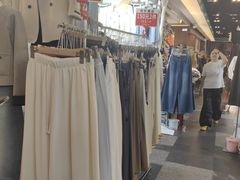 -广州白马服装市场