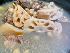 湖藕炖龙骨-何氏排骨(左家塘店)
