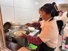 -文山荷鲜居(翠湖店)