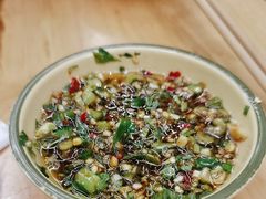 -拈签一笑黄牛肉辣卤串串