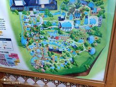 -七彩云南古滇温泉山庄