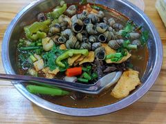 -柳州肥姨妈大骨螺蛳粉(东靖路店)