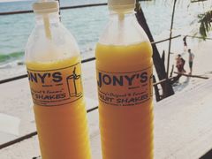 -Jonah's Fruit Shake & Snack Bar