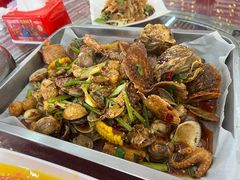 -鑫渔港海鲜本地菜·山海关浑锅(东戴河店)