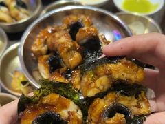 -围炉肉舍•炭烤活鳗•丹东海鲜烤肉(步行街店)