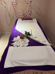 -蕾蕾美颜美容美体