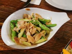 -1886德国汽车餐厅(外滩十六铺码头店)