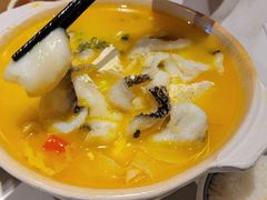 -渝是乎酸菜鱼·川渝小炒(新世界百货望京店)