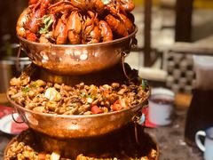 -沪小二炭火蛙锅(淮海中路美食不夜城店)