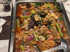 -后街佬·炭火鲜鱼杂(南城店)