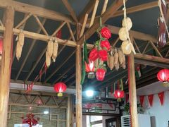 大堂-缘福乡村铁锅炖民宿(八达岭店)