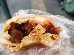 -老鼓楼麻辣烫夹馍
