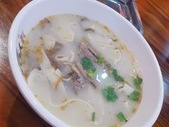 老烩面-76人老烩面(龙湖泰山路店)
