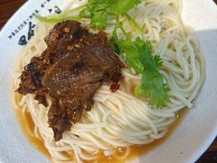 -黑白电视长沙小吃(美林M·LIVE天地东座店)