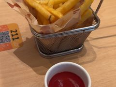 -菲滋意式餐厅(富阳东方茂店)