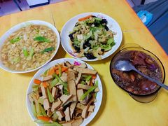 -天鹅到家·保姆月嫂育儿嫂(朝阳店)