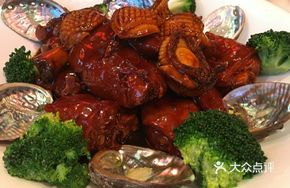 Decade-Long Signature Abalone and Salted Pork Hand