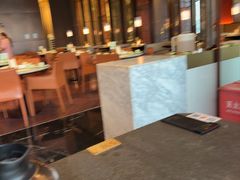 -蝴蝶里·粤菜·点心(滨江龙湖店)