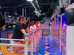 -上海JOYPOLIS环游嘉年华主题乐园