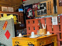-憨孃孃·重庆老火锅(红山黑金店)