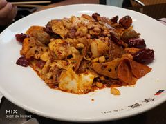 麻辣香锅-拿渡·水煮鱼麻辣香锅(王府井奥莱·香江小镇店)