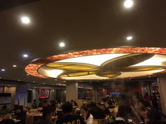 等位区-季季红火锅(长沙步行街店)