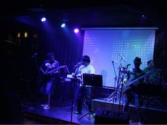 -月亮瓦肆音乐酒吧(环山路店)