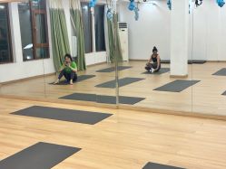 -依灵瑜伽普拉提连锁